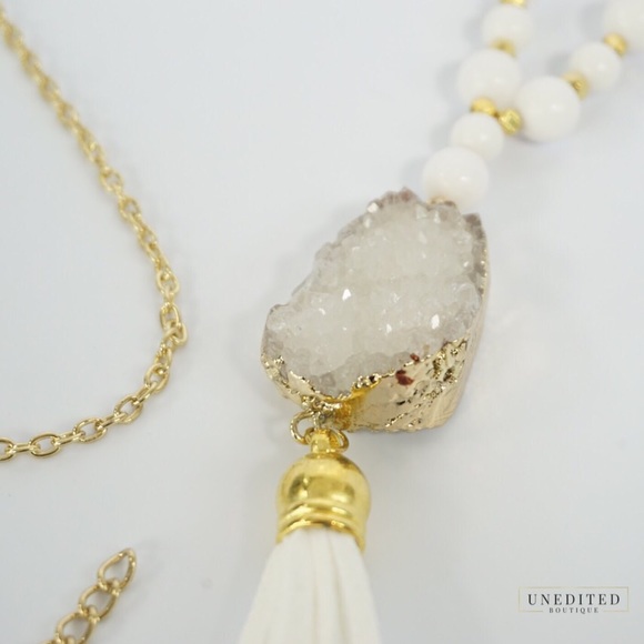 🆕 Druzy Stone Necklace - Picture 3 of 4